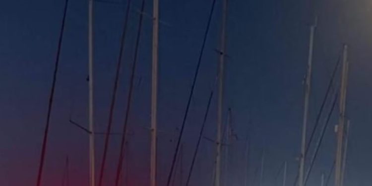 Vdekja e emigrantit turk në Greqi nxit akuzat për torturë