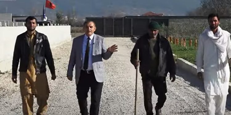 Biznesmeni shqiptar mori punëtorë nga Pakistani, por iu arratisën për në Greqi: Për herë të fundit u panë në Libohovë (VIDEO)