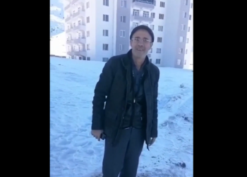 VIDEO/ Nuk iu shemb asnjë pallat, shpërthen ndërtuesi turk: Para tërmetit më vunë gjobë se ishin të shëmtuara