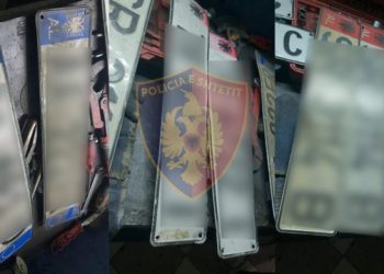 Goditet banda në Vlorë, sekuestrohen uniforma policie dhe municion luftarak (Emrat)