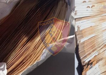 Nuk deklaroi 13 mijë euro në Kakavijë, i riu ndalohet nga policia