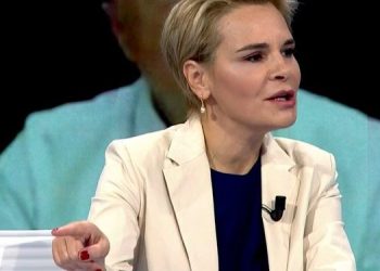 Kryemadhi: Rama të vijë në Parlament. Pyetje do i bëjmë, s’do e varim në litar, edhe sikur të duam është shumë i gjatë