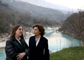 Vjosa në listën e pasurive botërore? Kumbaro sjell në Gjirokastër shefen e UNESCO-s