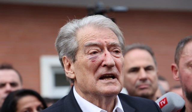 Frika nga arrestimi: Pse Sali Berisha po e përmend gjithmonë e më shpesh burgun?