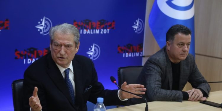 Berisha: Rama largohet vetëm me revolucion! Jemi në hapat më fillestare të mosbindjes civile, do përdorim çdo forcë