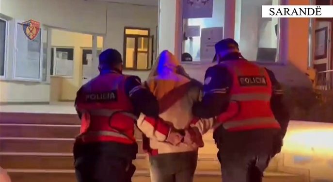 Babai humbi gjyqin me ortakun, djali rrafshoi hotelin me tritol, dalin pamjet e arrestimit të 36-vjeçarit në Sarandë (VIDEO)