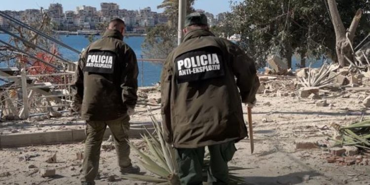 Hodhi në erë me tritol hotelin në Sarandë, policia arreston djalin e pronarit