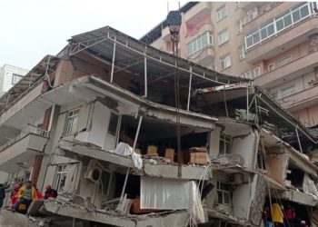 Tërmeti katastrofik në Turqi, ekspertët: I fuqishëm sa 130 bomba atomike