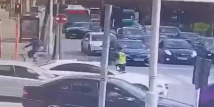 Pamje të rënda/ Ja si ndodhi aksidenti që tronditi Tiranën (VIDEO)