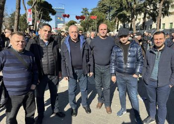 Tritan Shehu: Dje filloi lëvizja popullore, Rilindja e ka çuar vendin në gjendje të mjerueshme