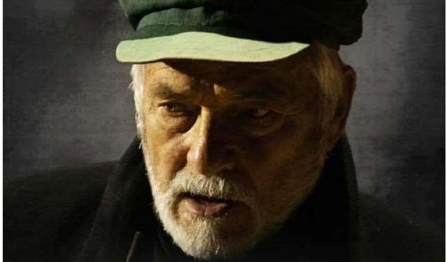 Komedia “Profesionisti”, sukses në Greqi, Leka Bungo nis një premierë të re në Korçë