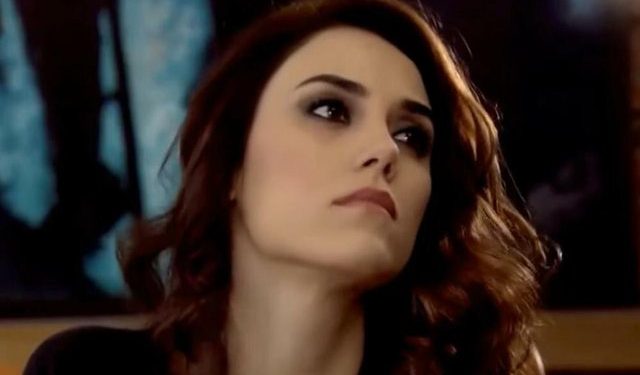 U zhduk për javë të tëra pas tërmetit, bëhet “e gjallë” aktorja turke, ja shpjegimi që jep