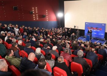 Berisha: 1 milion shqiptarë kanë emigruar në këto 8 vite, po shuhemi. Kur do zgjohemi?