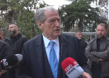 Berisha për 21 Janarin: Në burg duhej të ishte Rama, jo unë, se ai i përdori njerëzit si mish për top