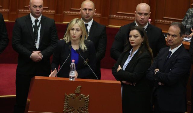 Deputetja e Sarandës: Kur pushtetin e kap tradhëtari, vendi kthehet në një xhungël