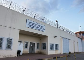 Përleshje në burgun grek, shqiptari plagos algjerianin dhe palestinezin