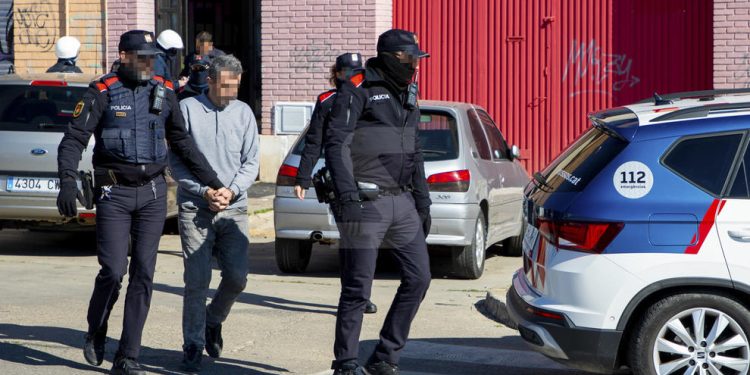 Shkatërrohet banda e drogës në Spanjë, 14 shqiptarë mes të arrestuarve