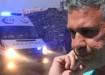 Historia prekëse/ Mjeku humbi prindërit nga tërmeti, la mënjanë dhimbjen dhe shkoi në punë për të ndihmuar të plagosurit