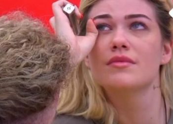 “Do gomarin ti, ça do bëj unë”/ Sabiani bisedon me vajzën e tij Keisi, ajo shpërthen në lot