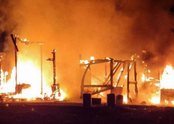 Digjet një banesë në Gjirokastër