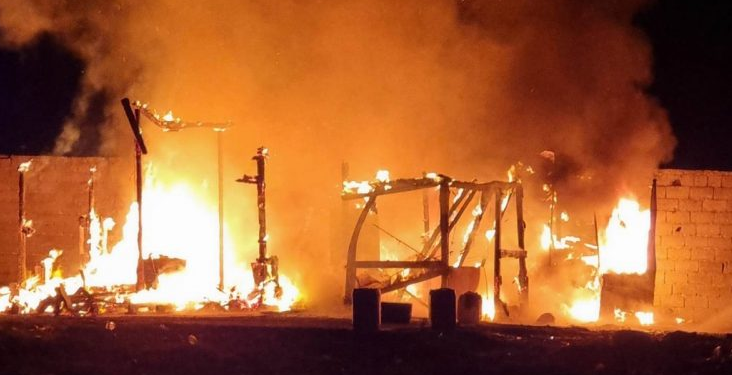 Digjet një banesë në Gjirokastër