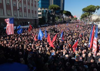 Sot protesta e opozitës, merret edhe vendimi i gjykatës për vulën e PD