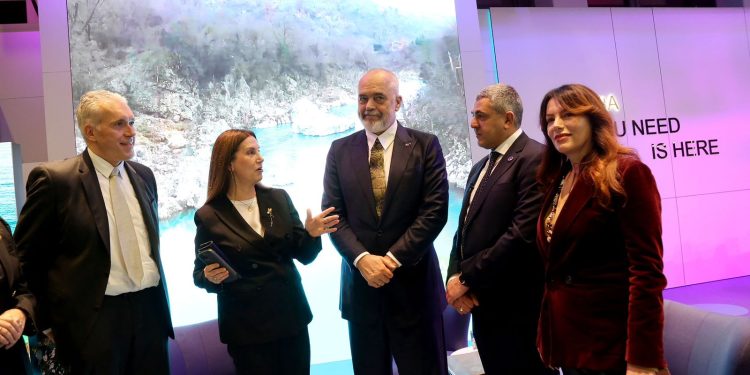 “Gjithçka ju nevojitet e gjeni në Shqipëri” tërheq vëmendjen e turoperatorëve ndërkombëtarë në panairin e Berlinit