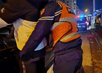 Theu masën e sigurisë, arrestohet grabitësi i dhunshëm në Sarandë (Emri)