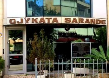 Vodhën dhe dhunuan të moshuarin në Finiq, dënohen me 12 vite burg autorët (Emrat)