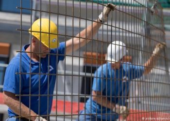 Rriten pagat në Shqipëri, rritet dhe papunësia