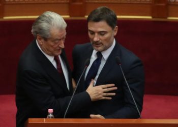 Berisha jashtë zgjedhjeve lokale, Apeli ia lë Bashës vulën e PD (VIDEO)