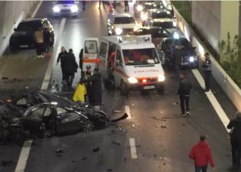 VIDEO +16/ Përgjaket Tirana, vdes në aksident një vajzë dhe një grua, 3 të plagosur