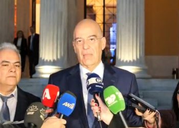 Ministri i Jashtëm grek: Shqipëria, i vetmi vend veç Qipros që mbajti zi për viktimat e aksidentit tragjik