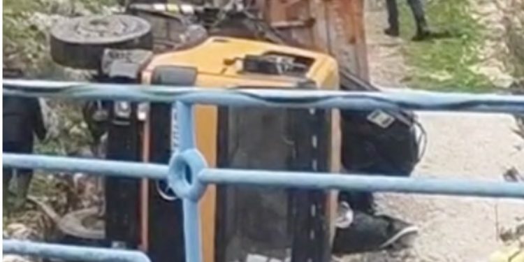 Pamje të rënda nga Saranda, kamioni i merr jetën shoferit (VIDEO)