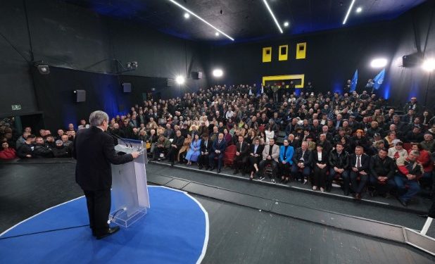 Berisha në Vlorë: Rama ia ‘lidhi’ sytë Llogarasë, zgjodhi tunelin ku mund të vjedhë më shumë