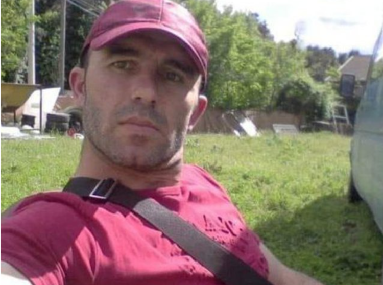 U gjet i groposur muaj më parë në Greqi, identifikohet shqiptari (Emri)