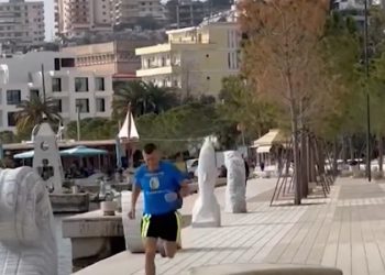 Atleti i natës/ Maratonomaku i Sarandës tregon pasionin e tij që realizoi me vonesë (VIDEO)