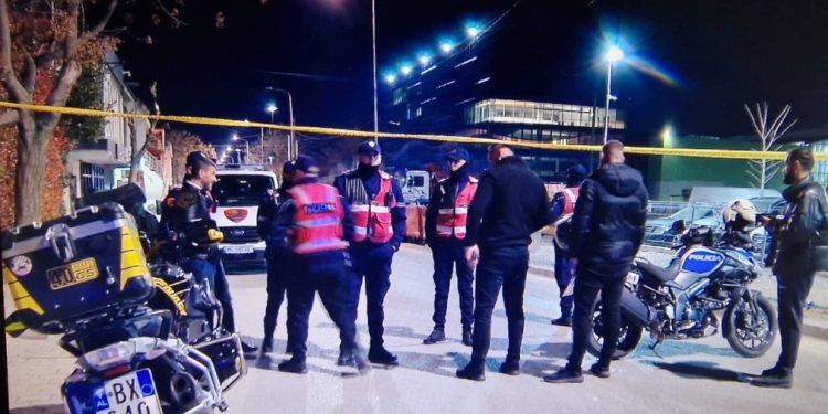 Sulm kriminal ndaj Top Channel, breshëri plumbash ndaj godinës së televizionit, humb jetën roja