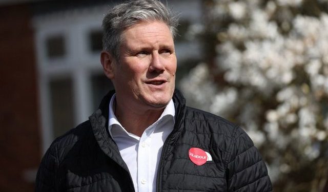 Lideri opozitës britanike: Do shkoj në Shqipëri për të ndaluar emigrantët të vijnë në Angli