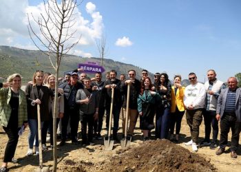 Të rinjtë e FRPD në Berat bashkë me kryetarin i bashkohen PS, Çuçi: E kuptuan që s’mund të rrinë më mbrapa
