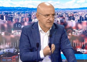 Roland Bejko: Më votoni mua se s’jam çiraku i askujt