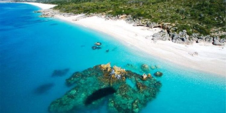 “Bali i Europës”/ Mediat e huaja jehonë bregdetit shqiptar, Rama optimist: Sezoni i ri turistik dhe më i suksesshëm