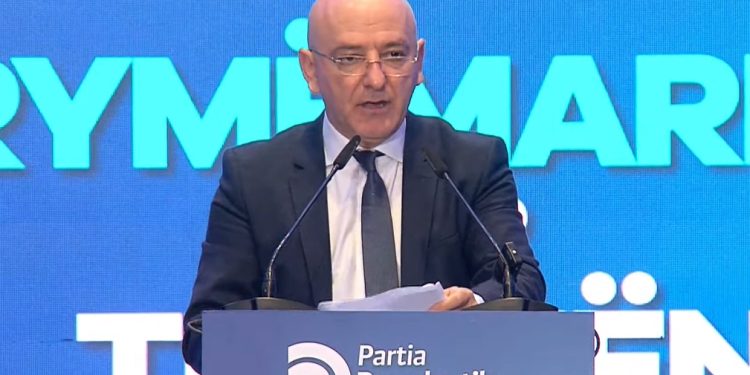 Roland Bejko: Saliu ka futur në gjirin tonë grabitqarin Ilir Meta! Unë jam alternativa e vetme e së djathtës shqiptare