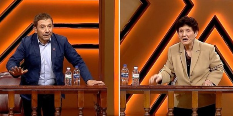 “Ku është ky mafiozi ….”, plas sherr në studio për pronën, motra refuzon t’i japë firmën vëllait (VIDEO)