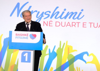 Berisha në Delvinë: 30% e popullsisë ka emigruar. Edhe unë po të isha i ri do kisha ikur