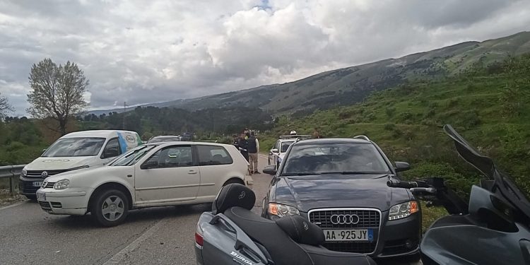 Aksident në Gjirokastër (VIDEO)