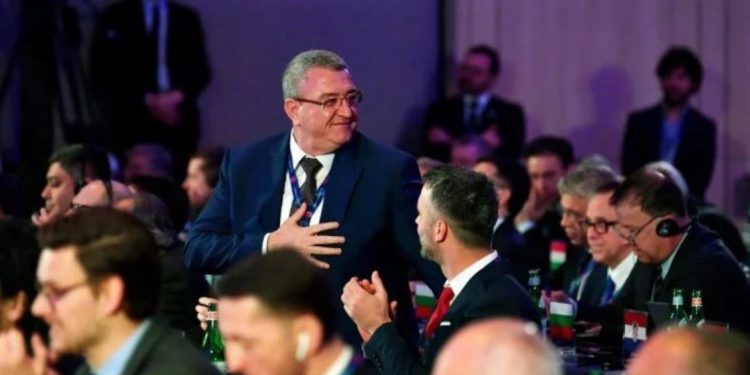 Armand Duka zgjidhet sërish anëtar i Komitetit Ekzekutiv të UEFA-s
