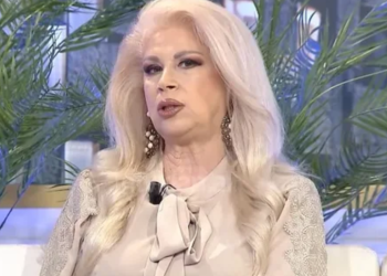 Biznesmenia ndan historinë e rrallë: Mbeta shtatzanë në moshën 50-vjeçare