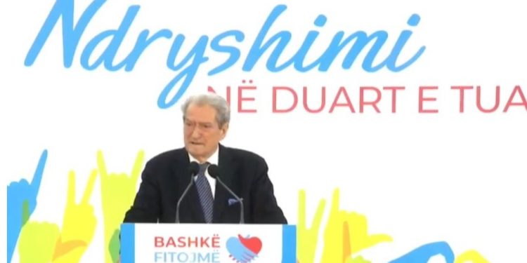 Berisha në Sarandë: Kandidati i PS vjen këtu pasi ka mbaruar shkollën e mafies në Durrës! Synon të sjellë grupet kriminale