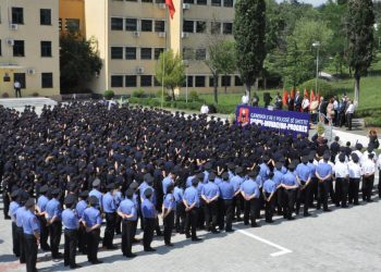 Del lista e plotë, kush janë fituesit e shkollës në Policinë e Shtetit (Emrat)
